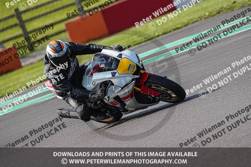 donington no limits trackday;donington park photographs;donington trackday photographs;no limits trackdays;peter wileman photography;trackday digital images;trackday photos